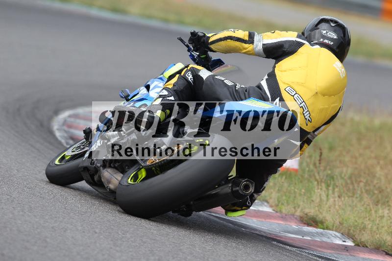 /Archiv-2022/46 29.07.2022 Speer Racing ADR/Gruppe rot/backside